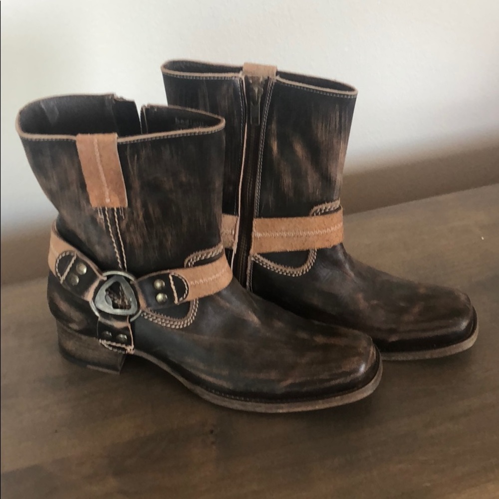BED|STU BOOTS Size 8